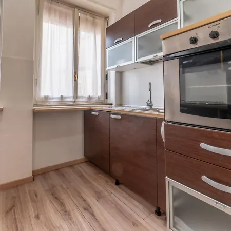 Casa Giuli - Metro Jonio Apartament Rzym